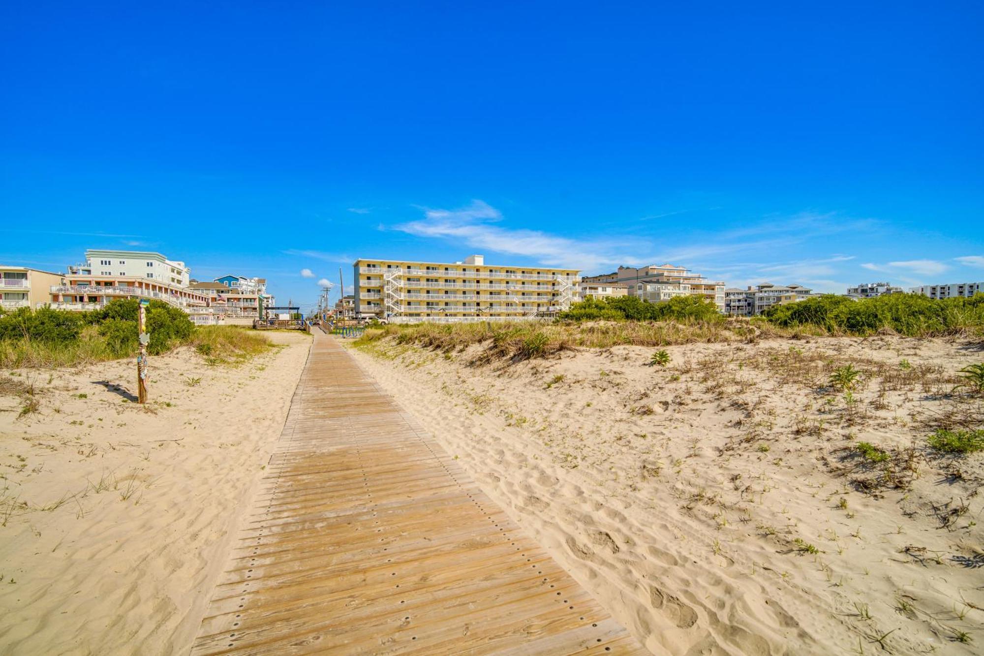 Sun-Soaked Wildwood Getaway, 6 Mi To Cape May! Wildwood Crest Bagian luar foto