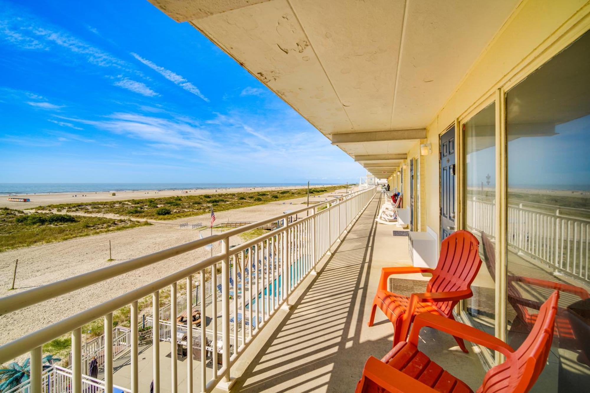 Sun-Soaked Wildwood Getaway, 6 Mi To Cape May! Wildwood Crest Bagian luar foto