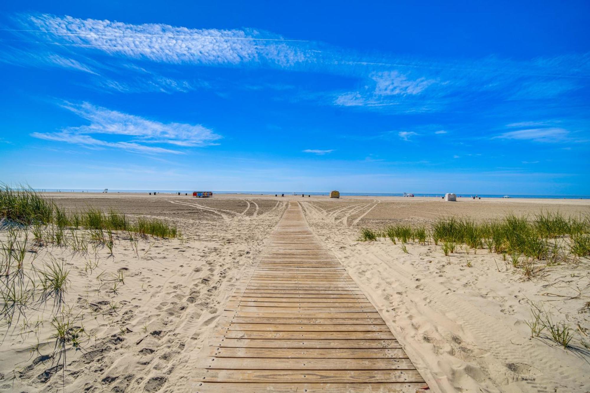 Sun-Soaked Wildwood Getaway, 6 Mi To Cape May! Wildwood Crest Bagian luar foto